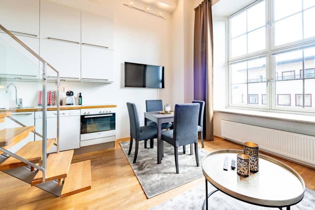 Nordic Host Luxury Apts - Prinsens Gate - Large Mezzanine Studio Oslo Exterior foto